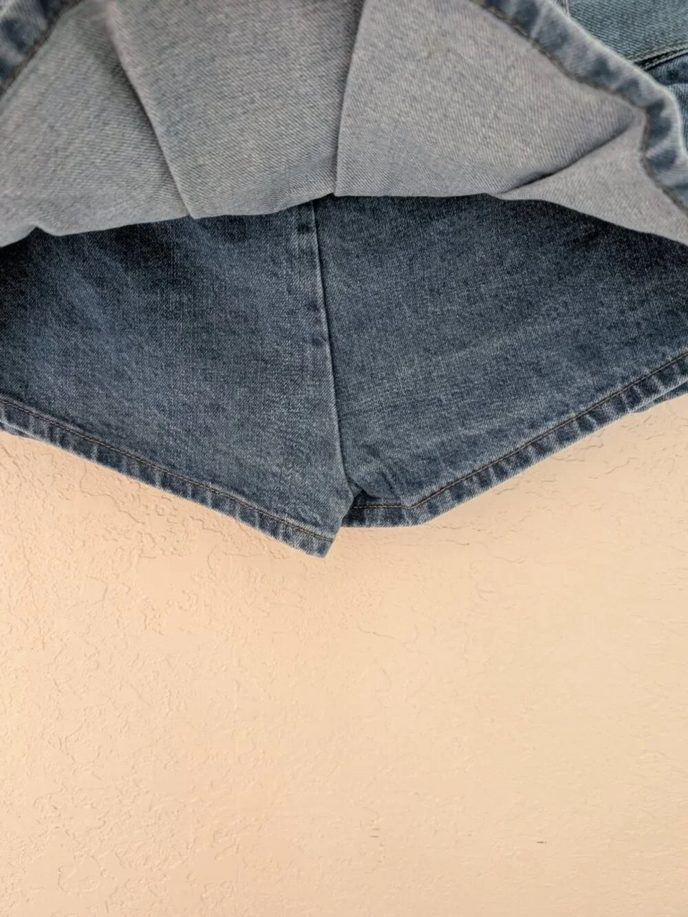 Edikted Pleated Low Rise Belted Micro Denim Skort Skirt Shorts Size M Y2K